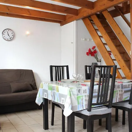 Agreable Maison A 700m Du Centre De - Spo000-383