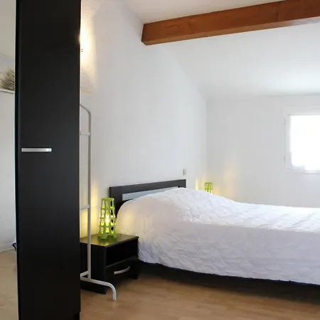 Agreable Maison A 700m Du Centre De - Spo000-383 Villa